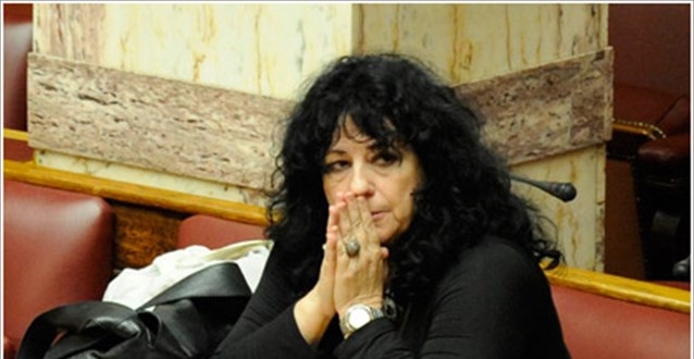 Η Βαγενά καλεί Κικίλια στη Βουλή να απαντήσει εάν προτίθεται να μεριμνήσει για τον άμεσο εμβολιασμό των κατοίκων των σεισμόπληκτων περιοχών του ν. Λάρισας