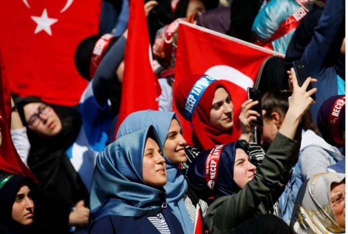 ΄Ακρατη ισλαμική προπαγάνδα και καταστολή από το καθεστώς Ερντογάν