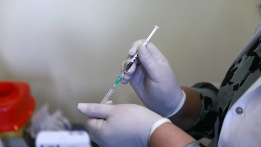 Διαθέσιμα εμβόλια σε Λάρισα, Αλμυρό, Παλαμά για ηλικίες 75-79