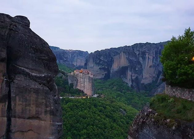 Ανοίγουν για τους προσκυνητές τρία Μοναστήρια των Μετεώρων