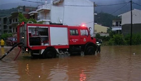 Τραγωδία: Πνίγηκε πυροσβέστης ενώ πήγαινε να απεγκλωβίσει μαθητές