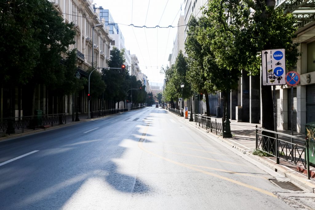 Σαν Ιούλιος σήμερα Κυριακή του Πάσχα στη Λάρισα