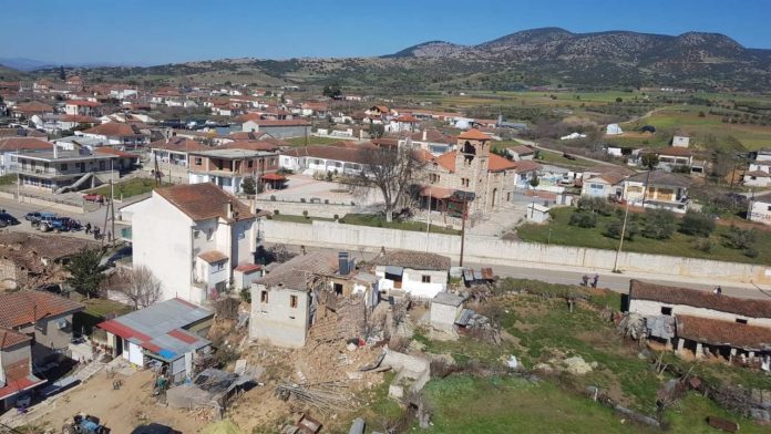 Πέθανε ο ηλικιωμένος που είχε σωθεί από τον σεισμό στην Ελασσόνα