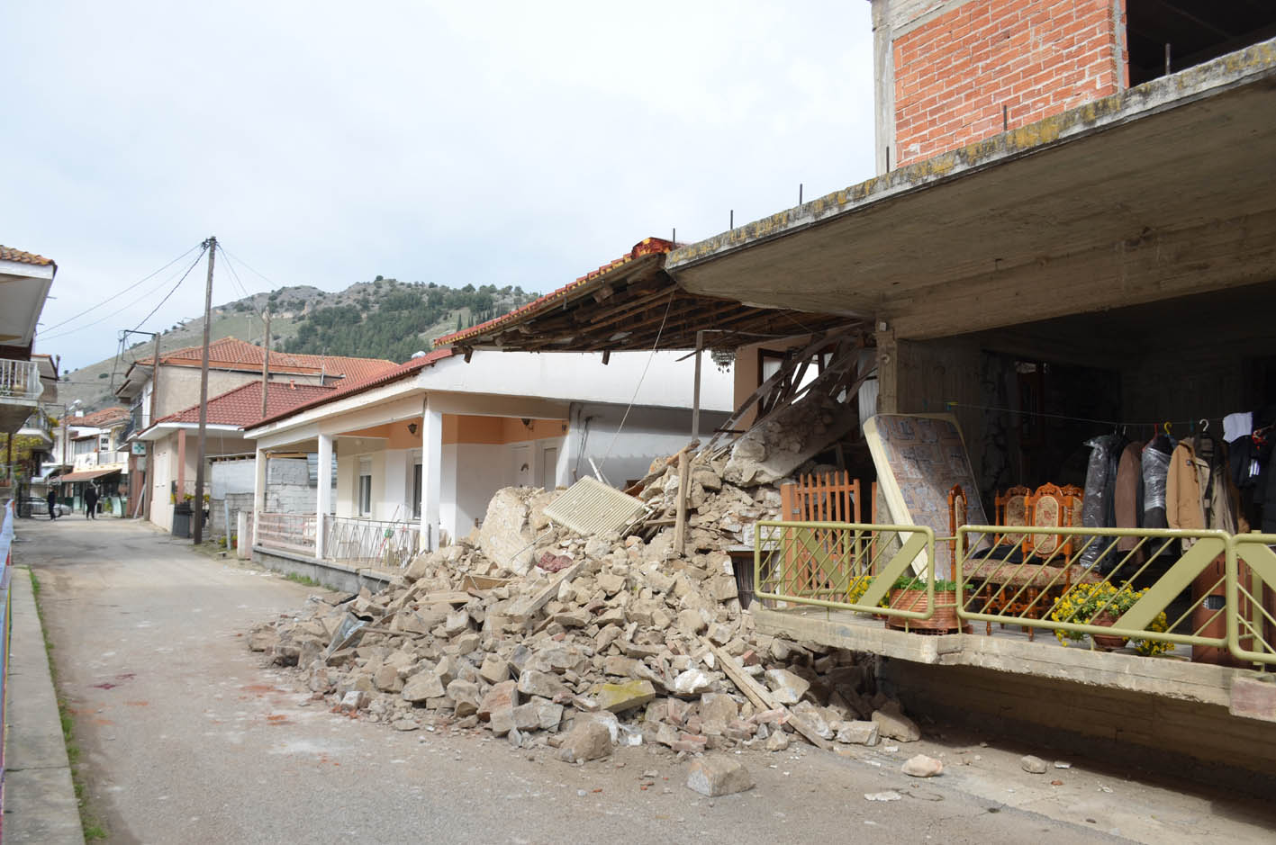 Παρατείνεται μέχρι τις 15 Απριλίου η κατάθεση των αιτήσεων αποζημίωσης για τις σεισμόπληκτες επιχειρήσεις