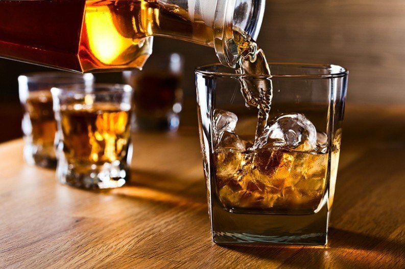 Έλλειψη… ποτών στην αγορά των Τρικάλων!!!