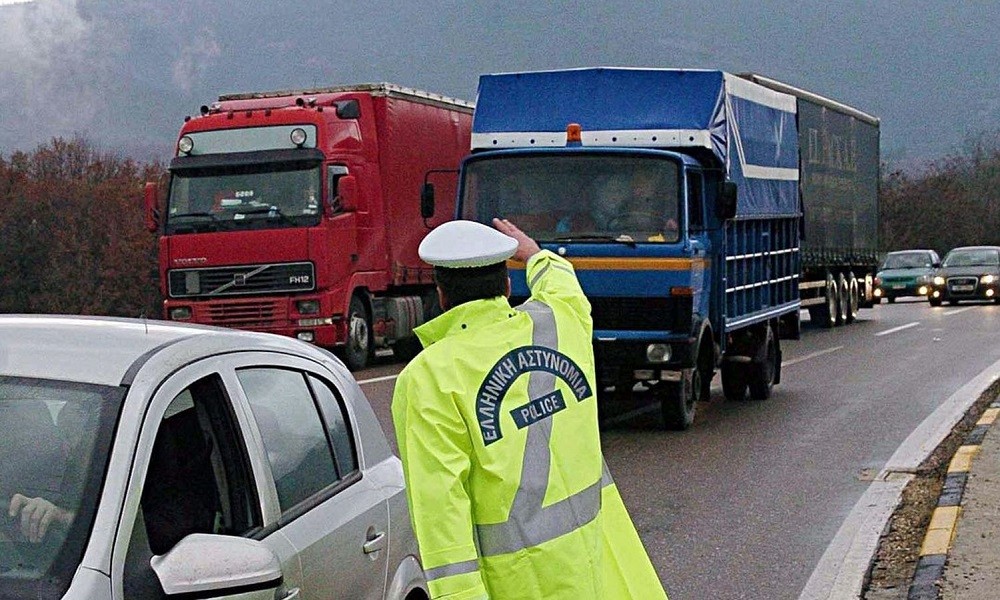 Αυτά είναι τα μέτρα της Τροχαίας για το τριήμερο του Αγίου Πνεύματος