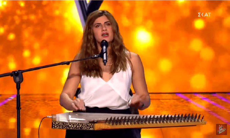 The Voice: Συγκλονιστική η Δήμητρα Καλλιάρα από τα Τρίκαλα (video)