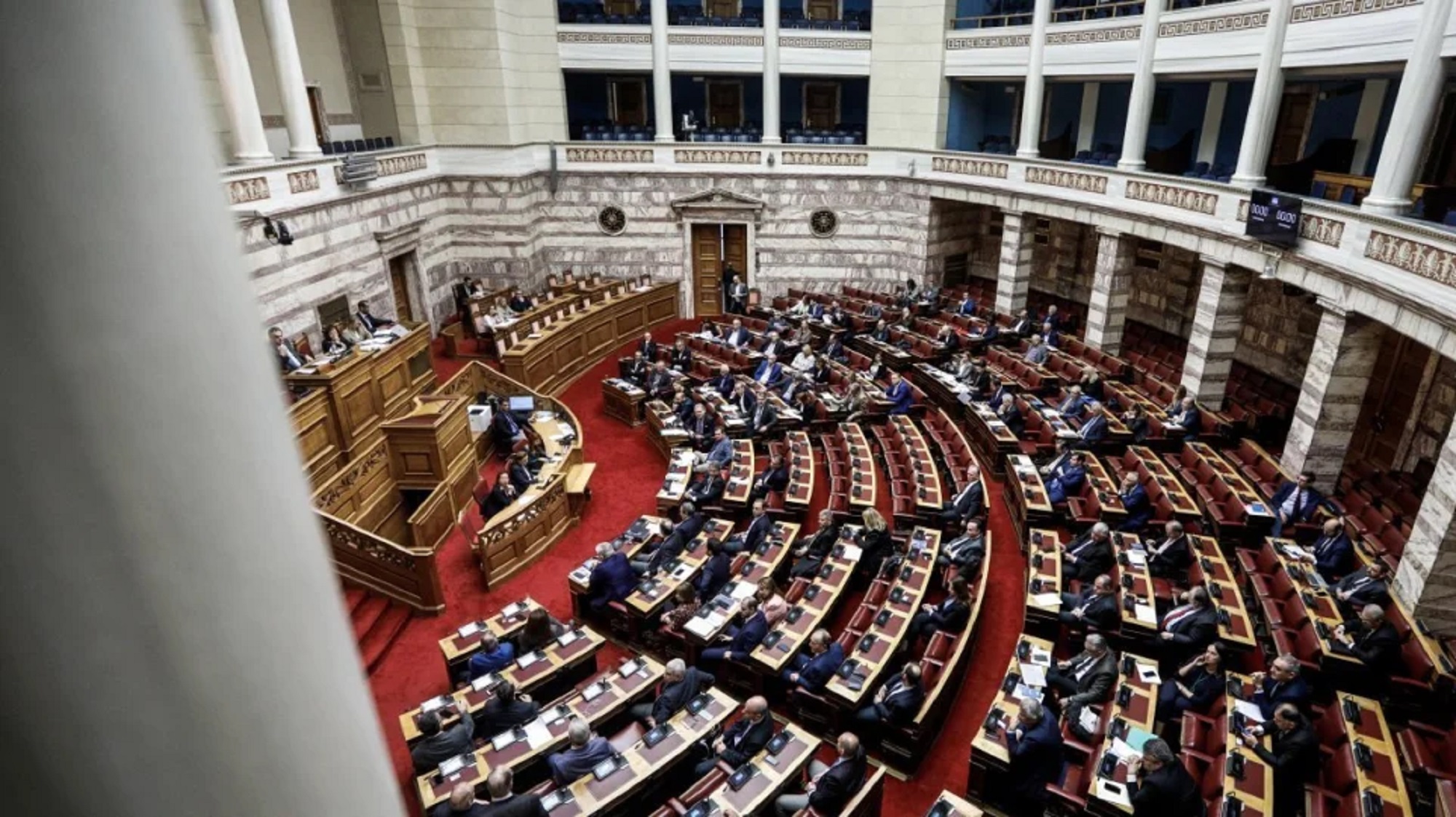 Βουλή: Ο πρωθυπουργός απαντά σε επίκαιρη ερώτηση του πρόεδρου του ΣΥΡΙΖΑ για την πανδημία