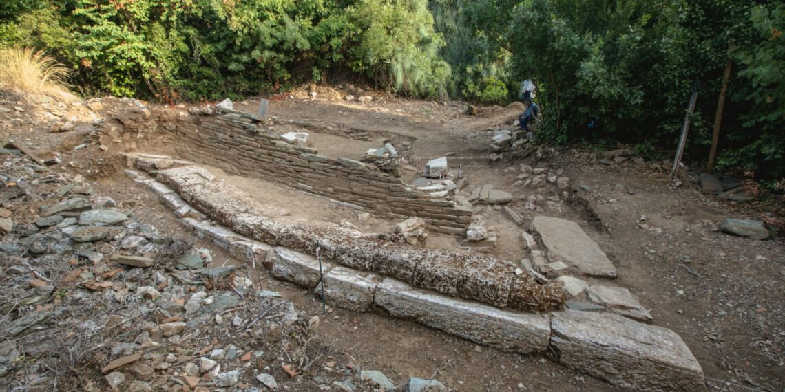 Λάρισα: Ανασκαφή στο Κάτω Πολυδένδρι έφερε στο φως ιερό των ελληνιστικών χρόνων