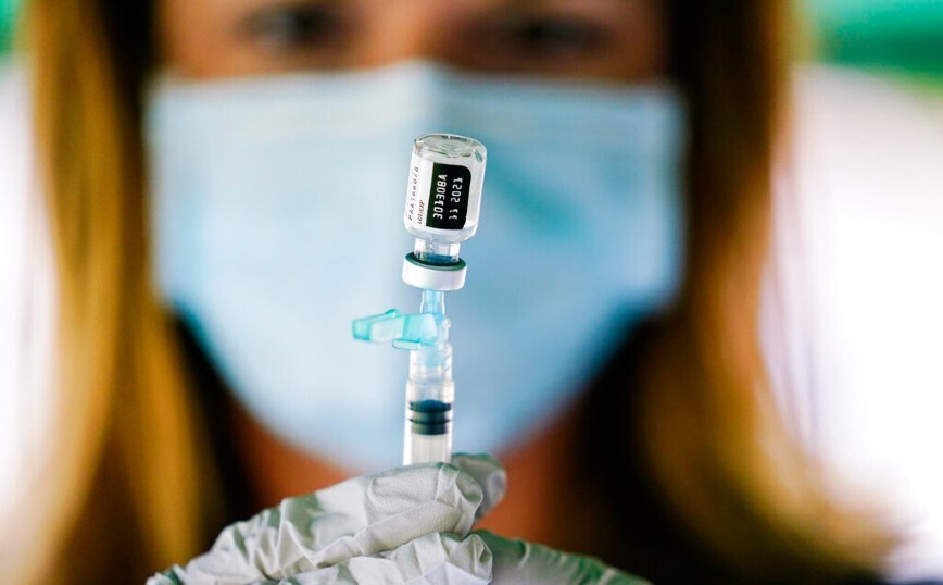 Κορονοϊός: Πόσο αποτελούν τα αντισώματα αξιόπιστο δείκτη προστασίας του εμβολίου