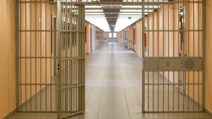 Λάρισα: Στη φυλακή ένας 18χρονος για 150 κλοπές μέσα σε δύο χρόνια