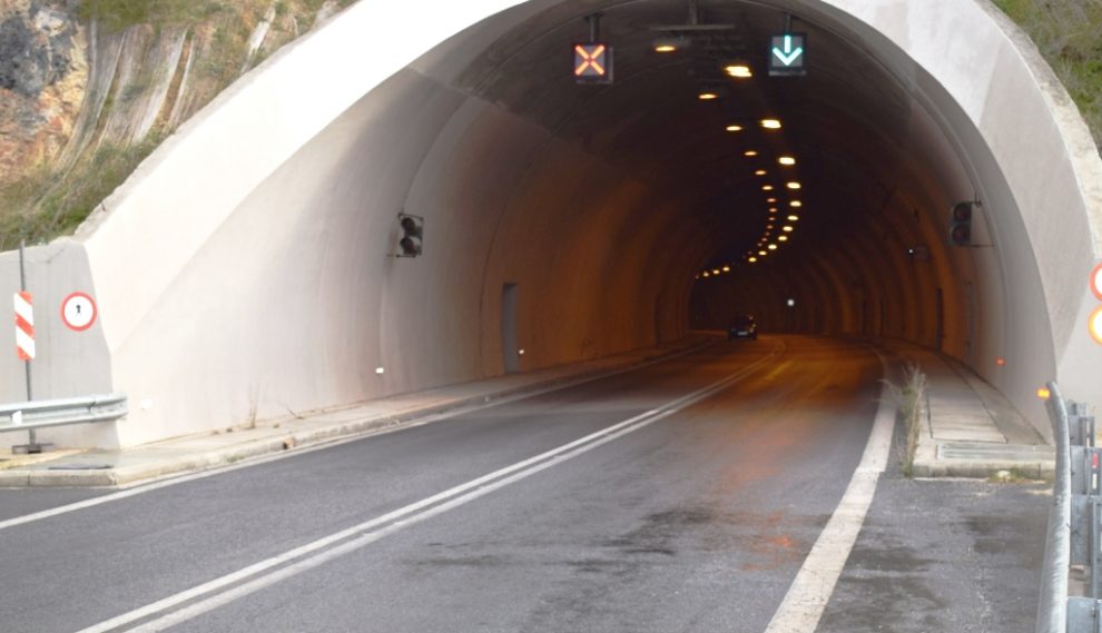 Διασωληνωμένος στη ΜΕΘ του του Αχιλλοπούλειου 20χρονος Βολιώτης μετά από τροχαίο