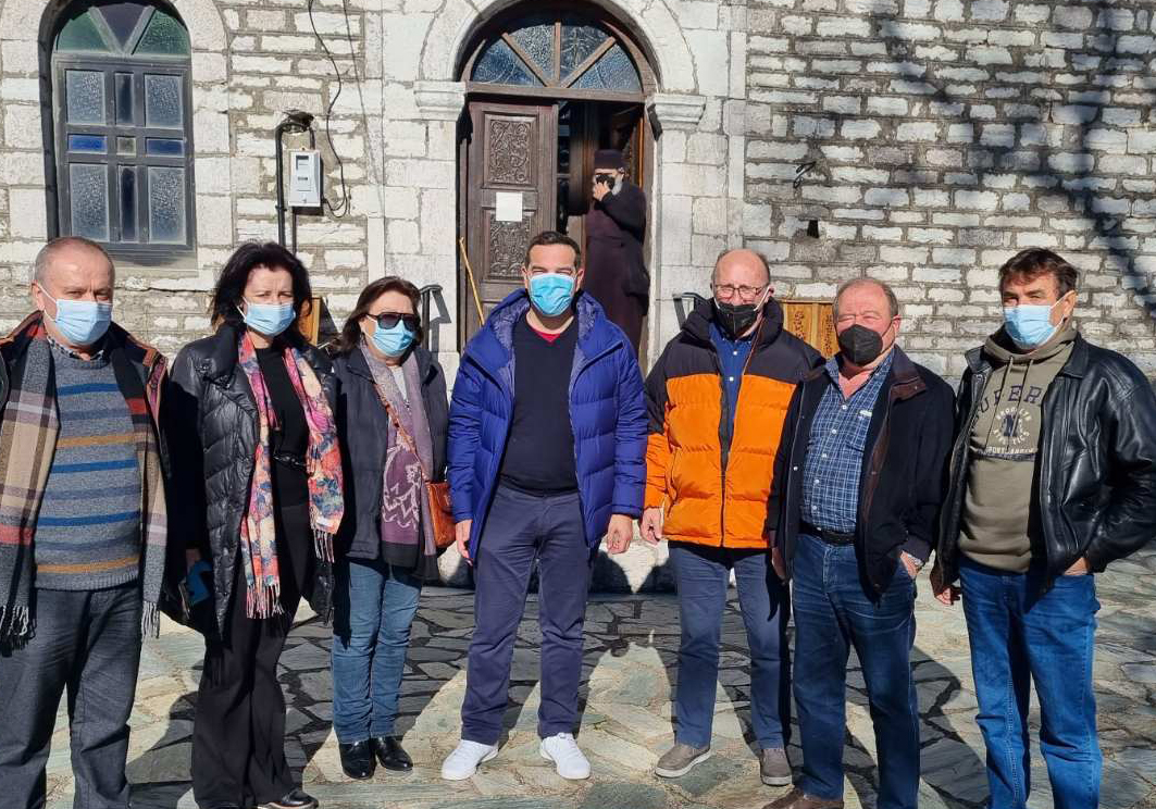 Οικογενειακά στη Νεράιδα Τρικάλων πέρασε την Πρωτοχρονιά ο Αλέξης Τσίπρας (φώτο)