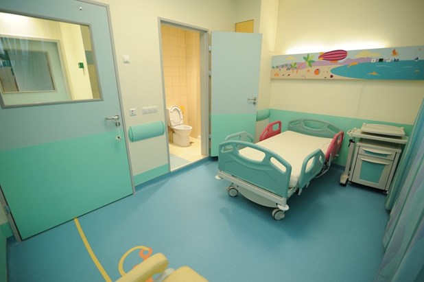 Θεσσαλία: Σημαντική αύξηση νοσηλειών παιδιών και βρεφών με CoViD-19