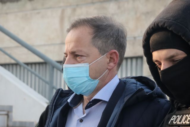 Δημήτρης Λιγνάδης: «Αρνούμαι όλες τις κατηγορίες» – Καταθέτει ο πρώτος άνδρας που τον κατήγγειλε για βιασμό