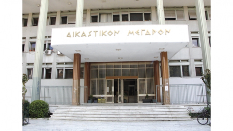 Λάρισα: «Βουβή» απολογία, τσουχτερή καταδίκη σε 75χρονο που μεσημεριάτικα σε πάρκο αποπειράθηκε να ασελγήσει σε κωφάλαλη