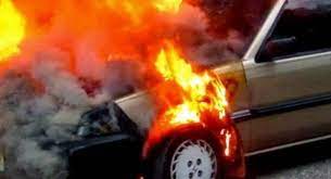 Τυλίχθηκε στις φλόγες αυτοκίνητο στην Λάρισα