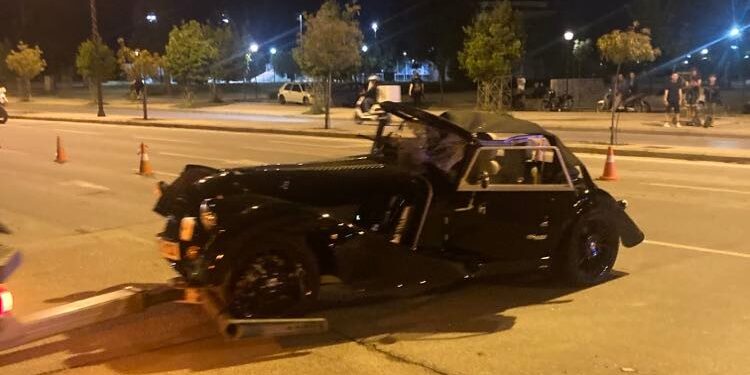 Λάρισα: 57χρονος γιατρός ο οδηγός του υπερπολυτελούς αυτοκίνητου που έπεσε χθες σε κολώνα