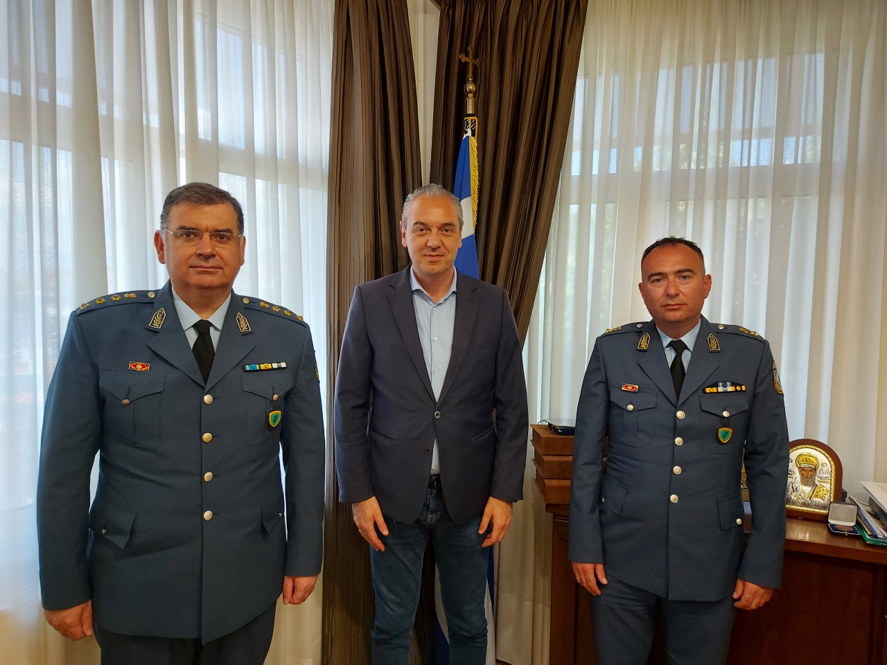 Εθιμοτυπική επίσκεψη στο Δήμαρχο Ελασσόνας από τον νέο Αστυνομικό Διευθυντή Λάρισας