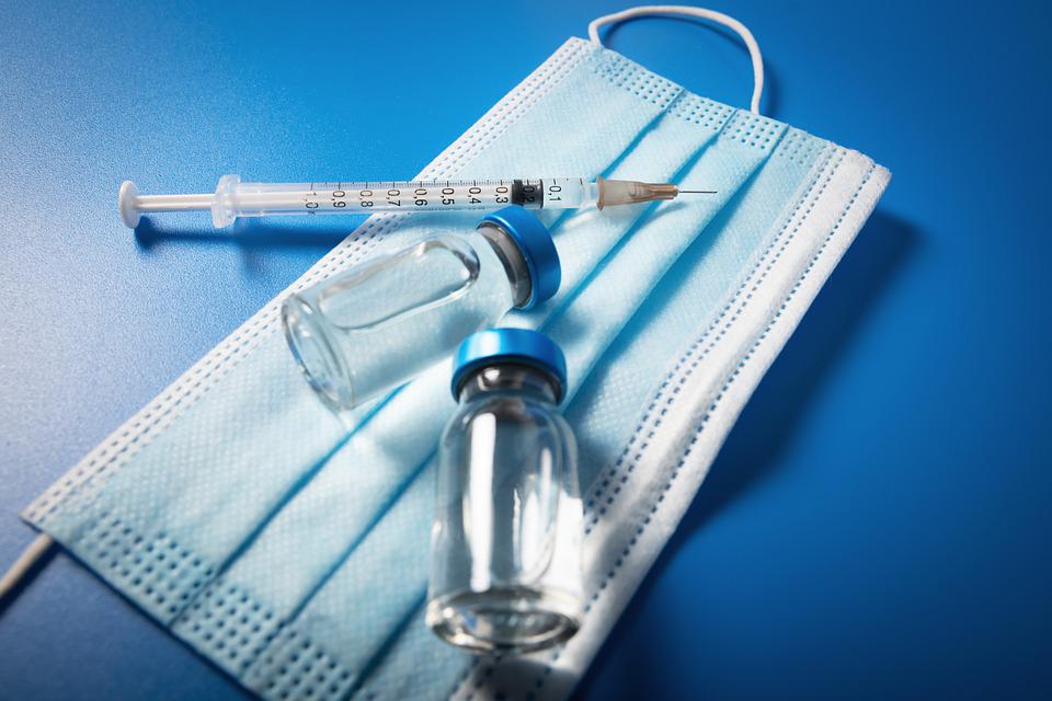 Έκπληξη: Ποιο άσχετο εμβόλιο δείχνει να προσφέρει υψηλή προστασία από τον κοροναϊό