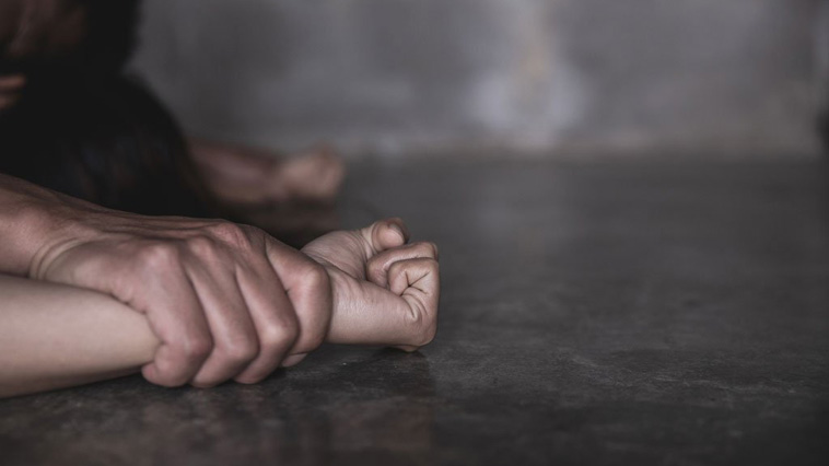 Αδιανόητο: 38χρονος κακοποιούσε και βίαζε τη σύζυγό του για πολλά χρόνια στα Χανιά