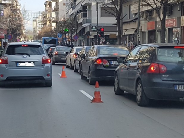 Δημοπρατούνται 6.200 νέες θέσεις ελεγχόμενης στάθμευσης στη Λάρισα
