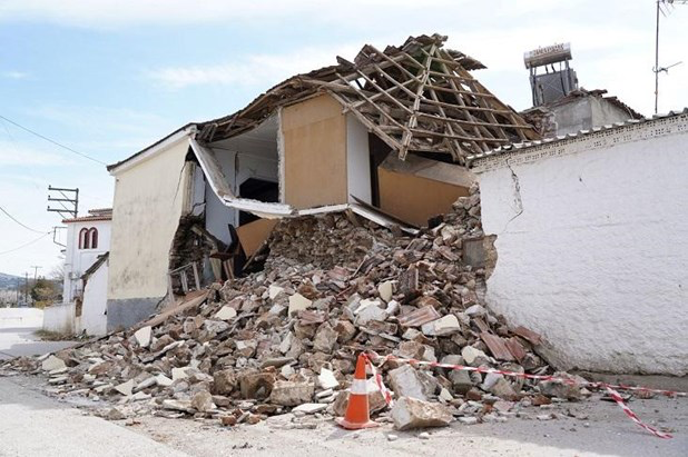 5,8 εκατ. ευρώ σε 882 ιδιοκτήτες σεισμόπληκτων ακινήτων στη Θεσσαλία