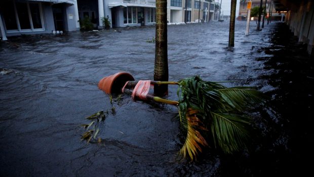 ΗΠΑ: Timelapse βίντεο για τον κυκλώνα Ίαν προκαλεί δέος