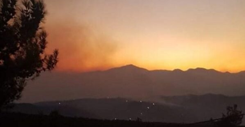 Φωτιά στην Κρήτη: Στην περιοχή Σμαρί – Πνέουν Ισχυροί άνεμοι