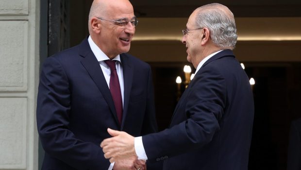 Δένδιας – Κασουλίδης: Νέα τετελεσμένα, το Κυπριακό και ο παραλογισμός της Τουρκίας
