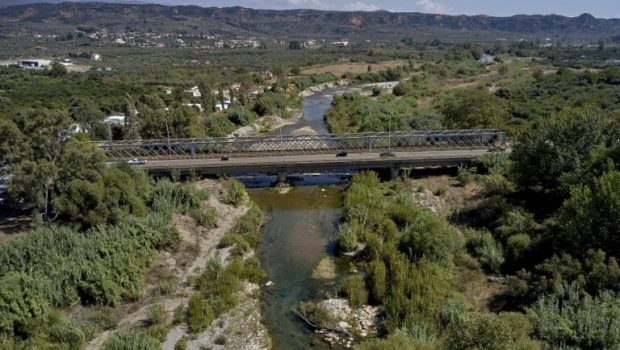 Ευρώτας: Τίτλοι τέλους για την πιο επικίνδυνη γέφυρα της Ελλάδας