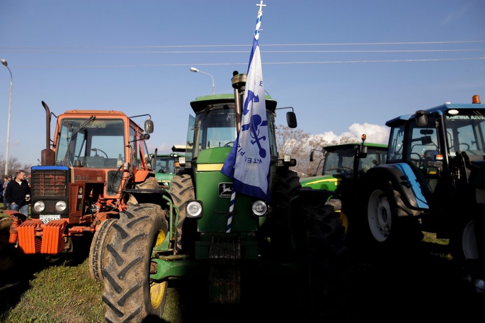 Βγαίνουν τα τρακτέρ σήμερα στα Φάρσαλα