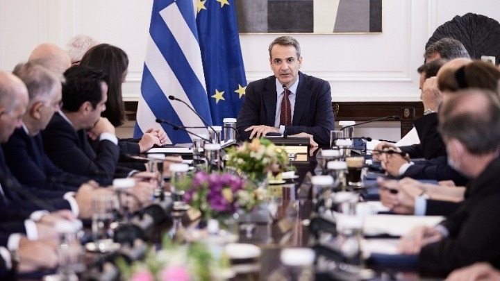 Χειμάρας, Πάτσης, Σπυράκη: Υποθέσεις οικονομικής διαφθοράς πνίγουν τη ΝΔ