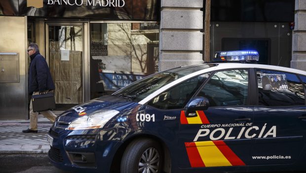 Ισπανία: Προφυλακίστηκε ο άντρας που εισέβαλλε με ματσέτα σε δύο εκκλησίες – Σκότωσε έναν άνθρωπο και τραυμάτισε τέσσερις