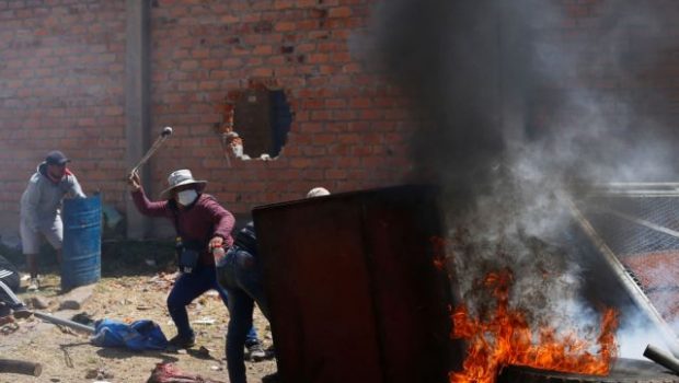 Περού: Βίαιη επιδρομή αστυνομικών στην πανεπιστημιούπολη