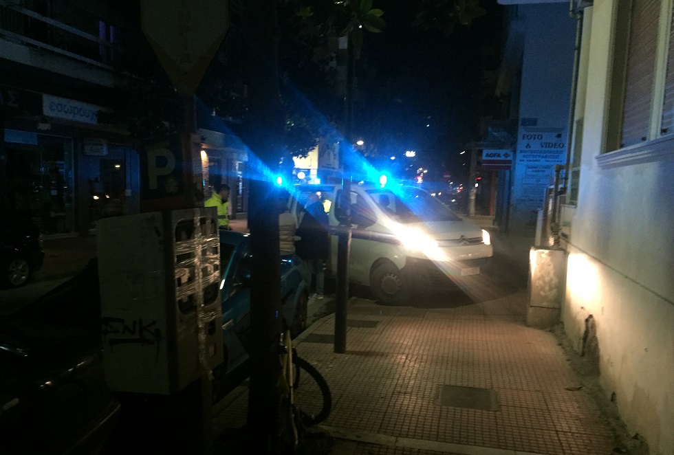 Τροχαίο στο κέντρο της Λάρισας βράδυ Σαββάτου - Στη συμβολή των οδών Ηπείρου και Παναγούλη (ΦΩΤΟ)