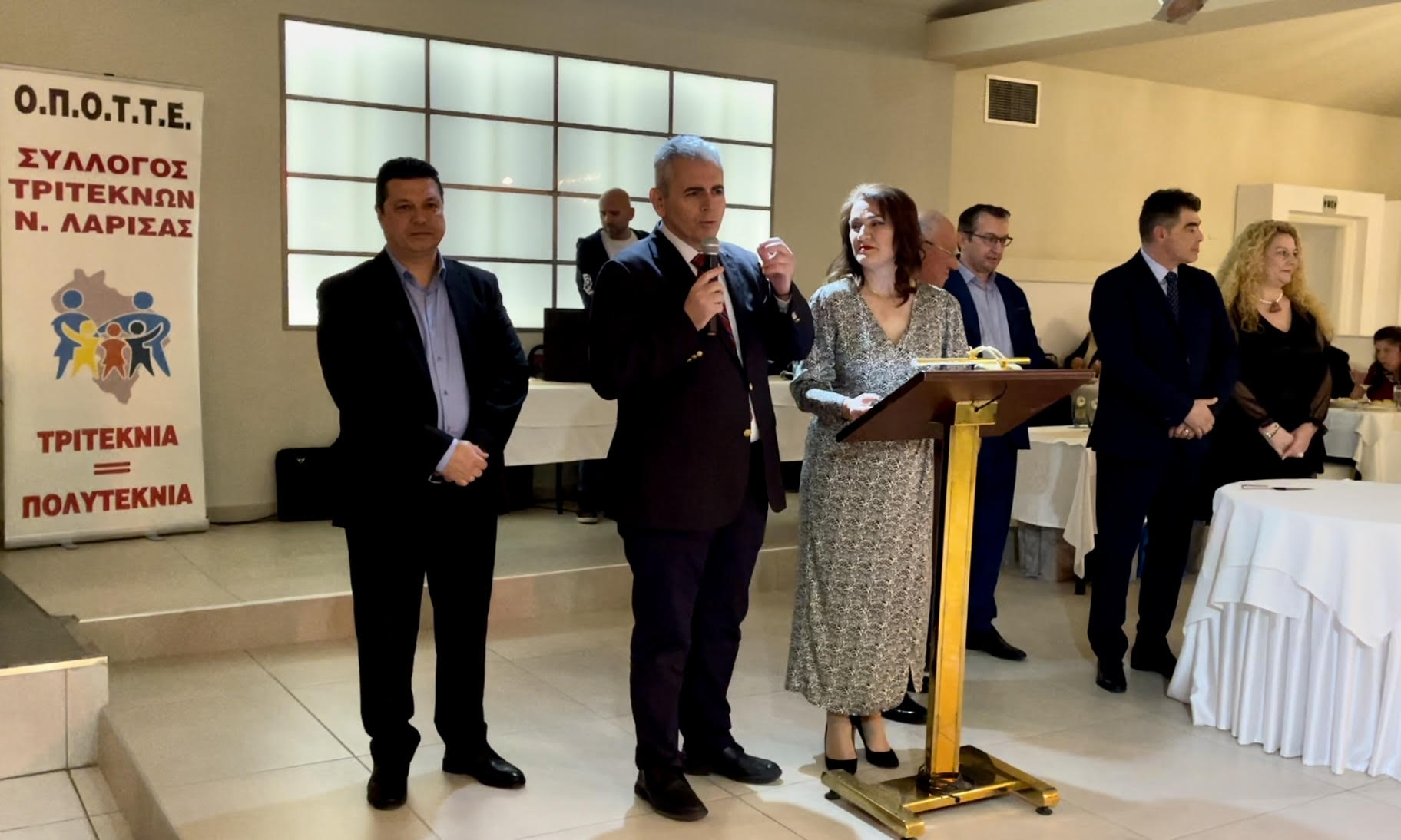 ΜΑΞΙΜΟΣ ΧΑΡΑΚΟΠΟΥΛΟΣ ΣΤΗΝ ΒΑΣΙΛΟΠΙΤΑ ΤΩΝ ΤΡΙΤΕΚΝΩΝ ΛΑΡΙΣΑΣ