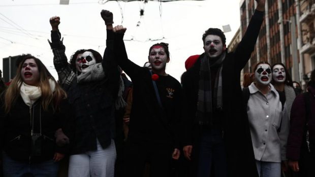 Καλλιτέχνες: Επιφυλάσσονται για την ΚΥΑ – Πότε εκδικάζεται στο ΣτΕ η αίτηση ακύρωσης του ΠΔ