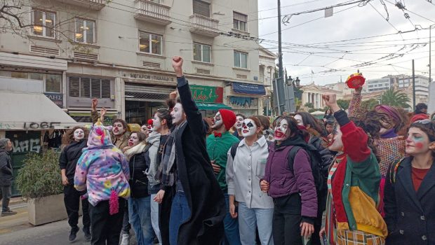 Καλλιτέχνες: Συνεχίζουν τις κινητοποιήσεις τους με νέα απεργία την Παρασκευή – Δεν έπεισε ο πρωθυπουργός