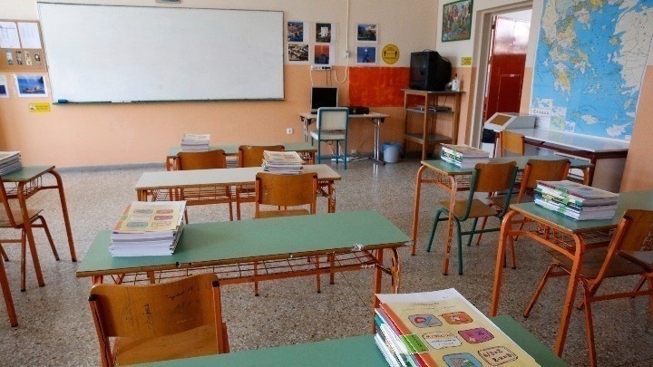 Κακοκαιρία Μπάρμπαρα: Κλειστά σχολεία Δευτέρα – Οδηγία υπουργείου Παιδείας στα σχολεία για τηλεκπαίδευση