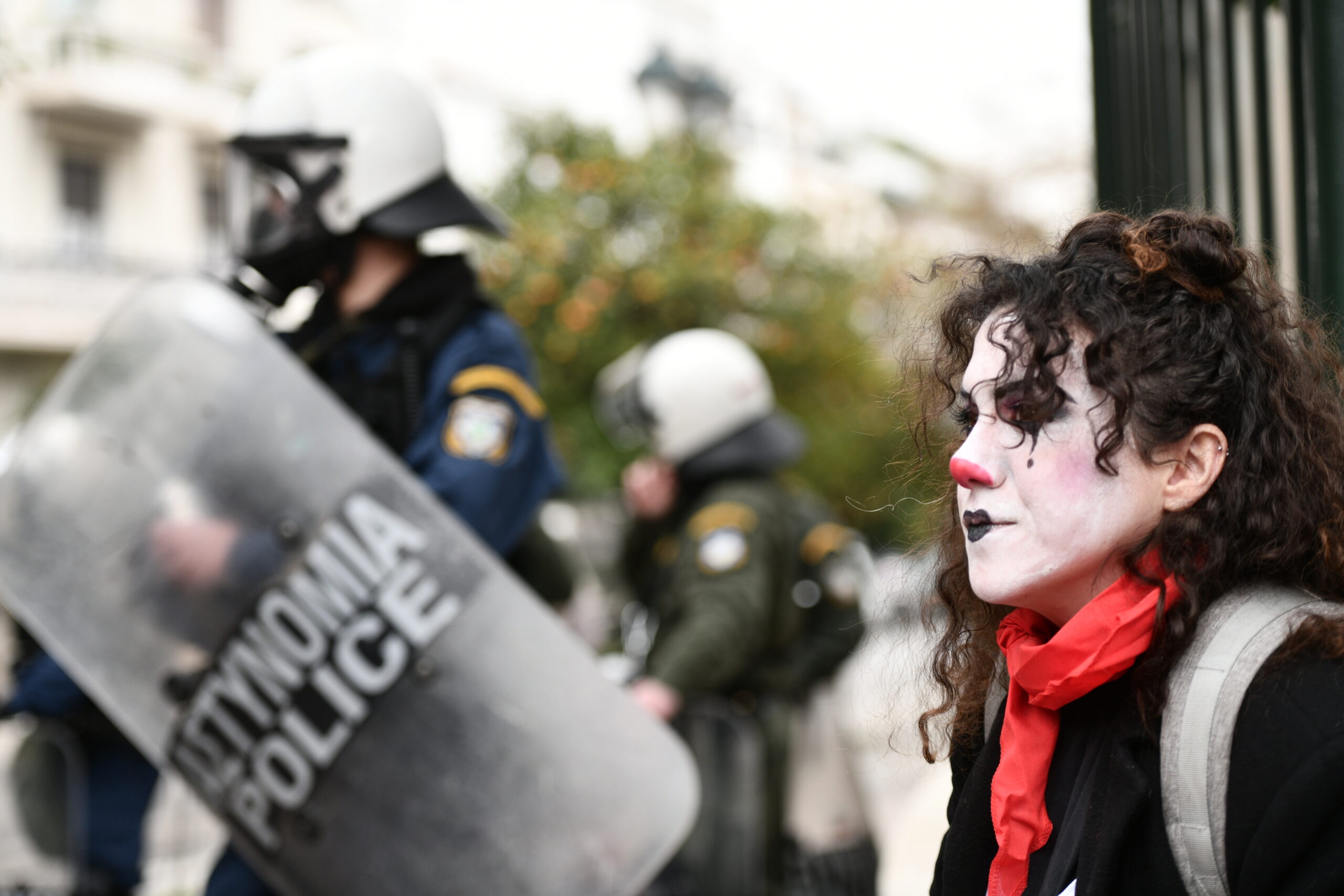 Σε εξέλιξη η συνάντηση Μητσοτάκη με τους καλλιτέχνες – Οι δεσμεύσεις του πρωθυπουργού