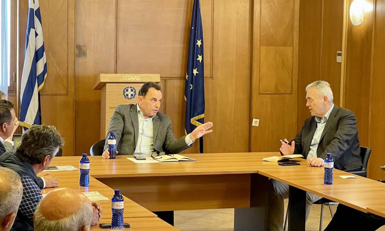 Θέμα: Μ. Χαρακόπουλος στη σύσκεψη με Γ. Γεωργαντά: Πασχαλινός μποναμάς 12 εκατ. ευρώ για αγρότες της Λάρισας