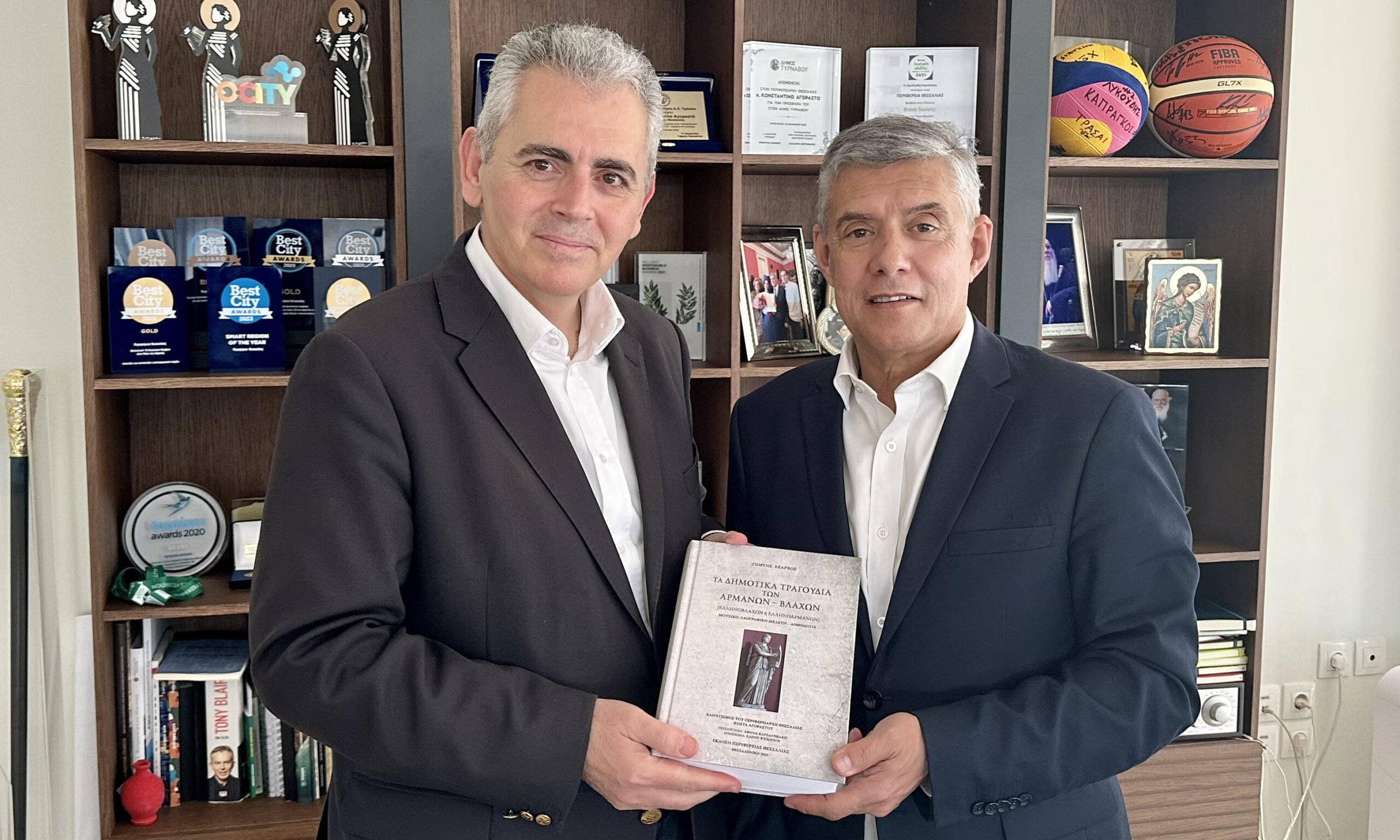 ΜΑΞΙΜΟΣ ΧΑΡΑΚΟΠΟΥΛΟΣ ΜΕ ΠΕΡΙΦΕΡΕΙΑΡΧΗ ΘΕΣΣΑΛΙΑΣ: Μαζί πορευόμαστε χέρι-χέρι για το καλό του τόπου