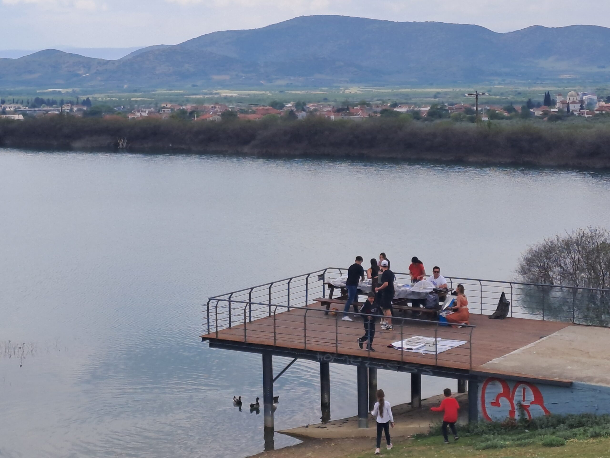 Πλημμύρισαν από κόσμο τα χωριά των Τεμπών την Πρωτομαγιά – ΦΩΤΟ