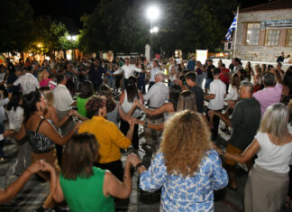 Λάρισα: Χωρίς προηγούμενο το 16ο Αντάμωμα Νιβολιανιτών / “Βούλιαξε” από κόσμο η πλατεία του χωριού (ΦΩΤΟ)