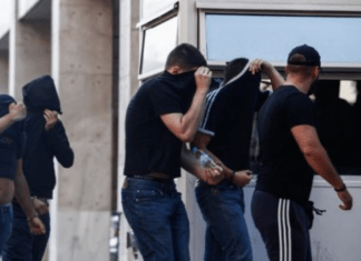 Νέα Φιλαδέλφεια: «Ήρθαν να δουν την Αθήνα, τον αγώνα και να φύγουν», λέει δικηγόρος τριών κατηγορουμένων