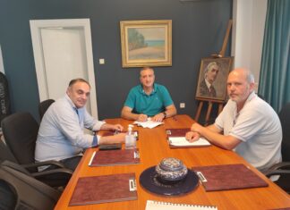 ΔΕΥΑ Τυρνάβου: Υπεγράφη η σύμβαση για την κατασκευή εγκατάστασης επεξεργασίας λυμάτων στο Δαμάσι