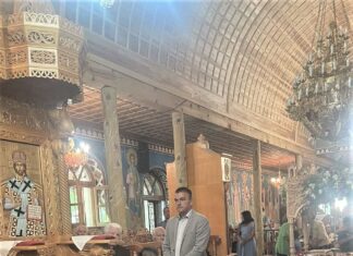 Θανάσης Μαμάκος: Ευχές για τον Δεκαπενταύγουστο