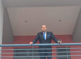 ΔΗΜ. ΠΑΝΔΡΕΜΜΕΝΟΣ: Ο ΠΟΛΥΠΡΑΓΜΩΝ ΥΠΟΨΗΦΙΟΣ ΤΟΥ ΜΑΜΑΚΟΥ