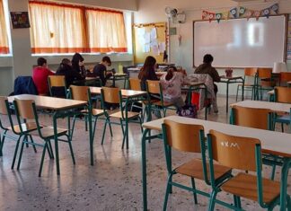 “Καμπανάκι” διευθυντών σχολείων για τη νέα χρονιά
